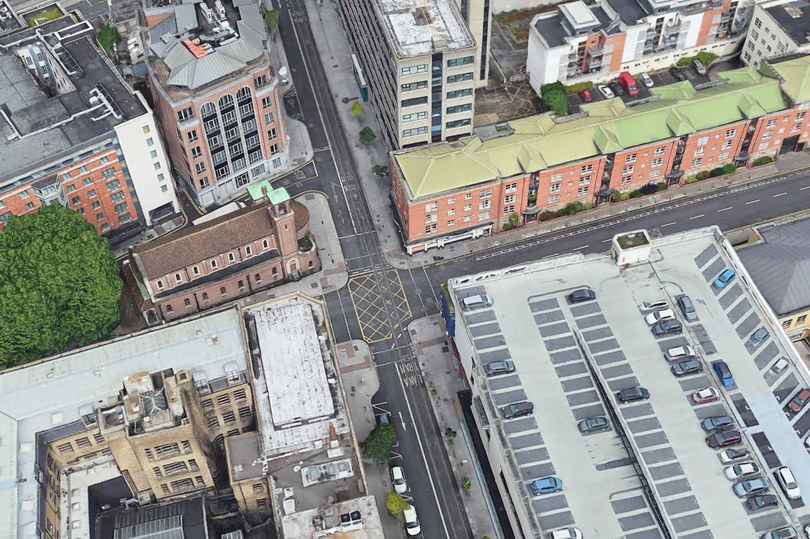 Man arrested after being found in possession of knife in Dublin city centre