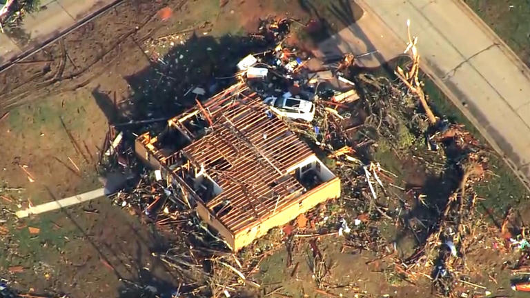 Enid, Oklahoma, surveys damage after massive tornado tears through city