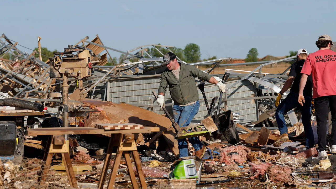Tornado causes significant damage in Oklahoma, emergency crews respond