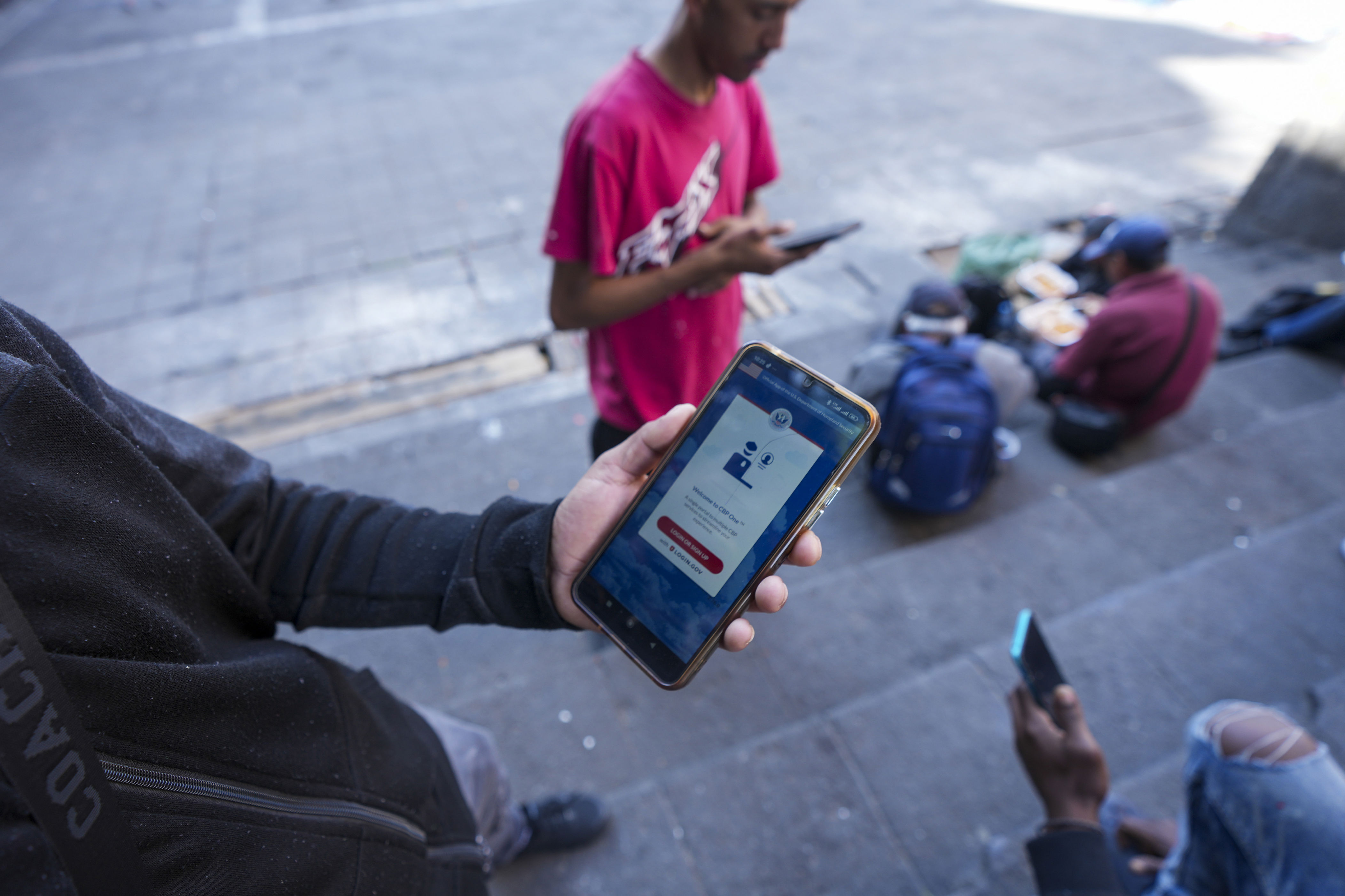 Trump to again end legal status of people who entered US with CBP One app