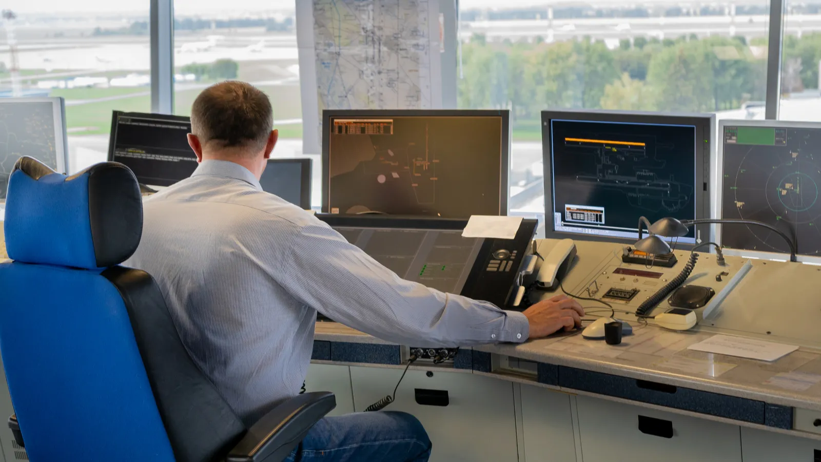 Could a $10 billion push finally modernize America’s air traffic ...