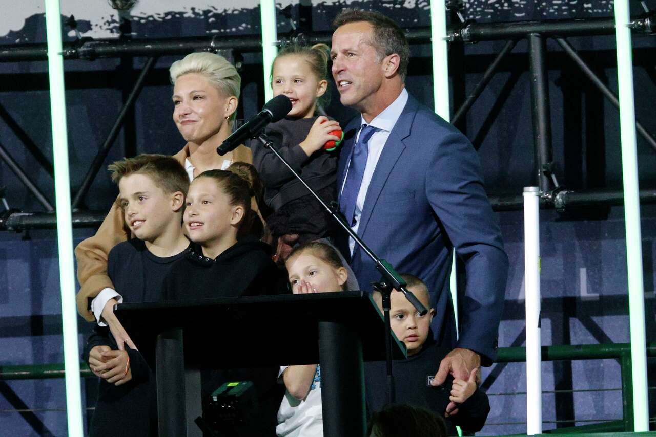 Mike Modano Q&A: Balancing his Stars-Wild ties, watching Jamie Benn's ...