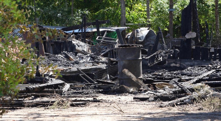 Firefighters battle house fire in Washington County, pets remain missing