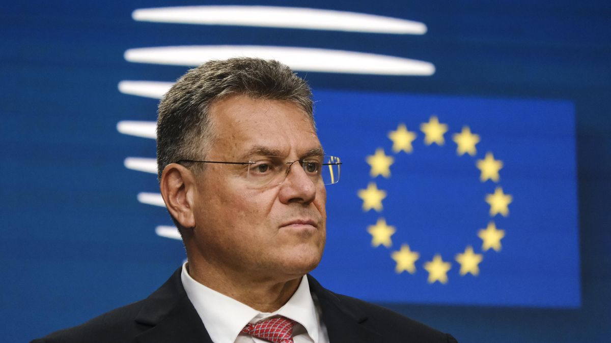 La Unión Europea y EEUU firman un acuerdo para romper el control chino ...