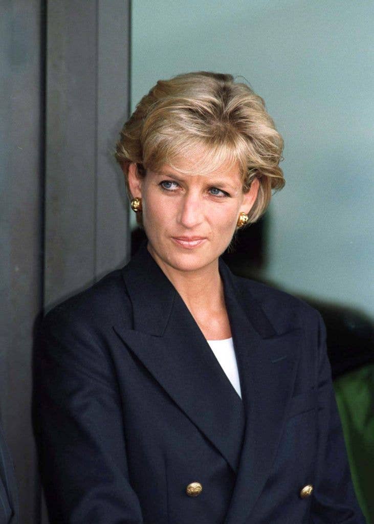 Princess Diana's iconic '90s hair transformation defined her 'single ...
