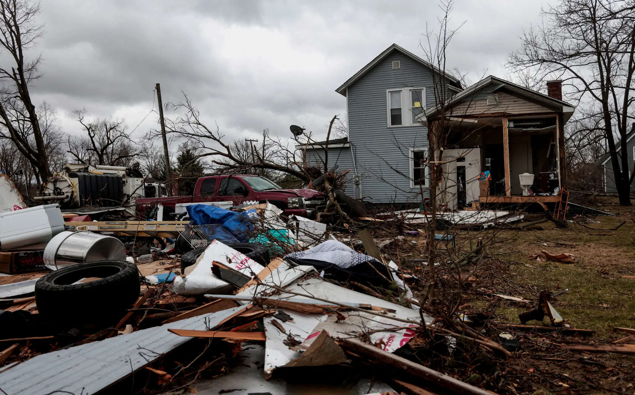 Tornado warning: Severe storms expected on Friday night. Check full ...