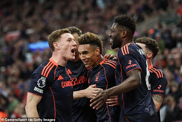 Nottingham Forest smash five past Sunderland to boost survival hopes ...