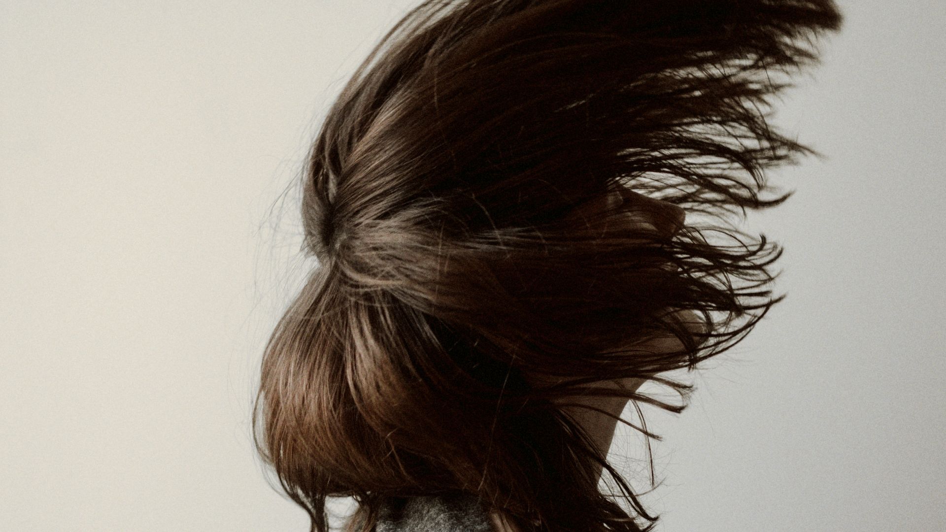 20 hair colors that make brown eyes shine