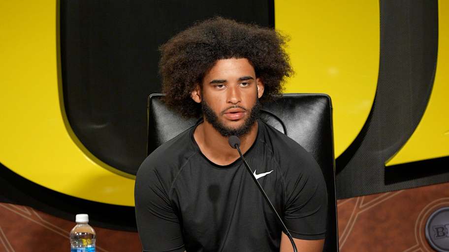 Oregon quarterbacks Dante Moore and Dylan Raiola turn heads on spring ...