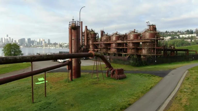 Seattle's Gas Works Park under construction to improve safety
