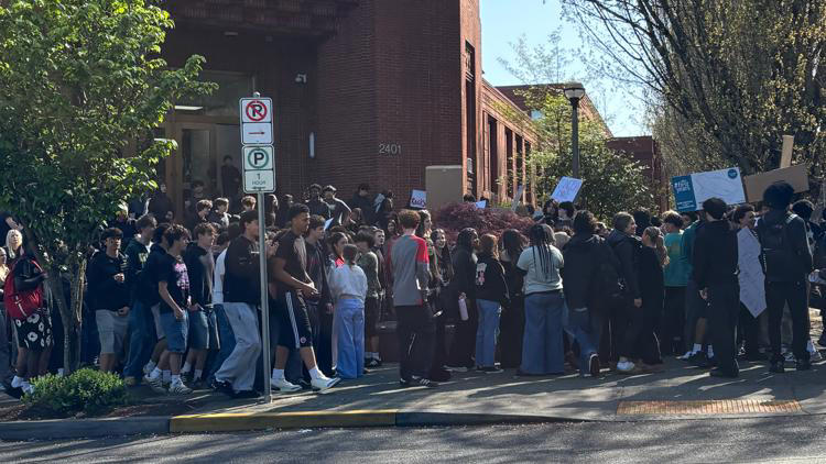 Hundreds of students walk out of Central Catholic High School ...