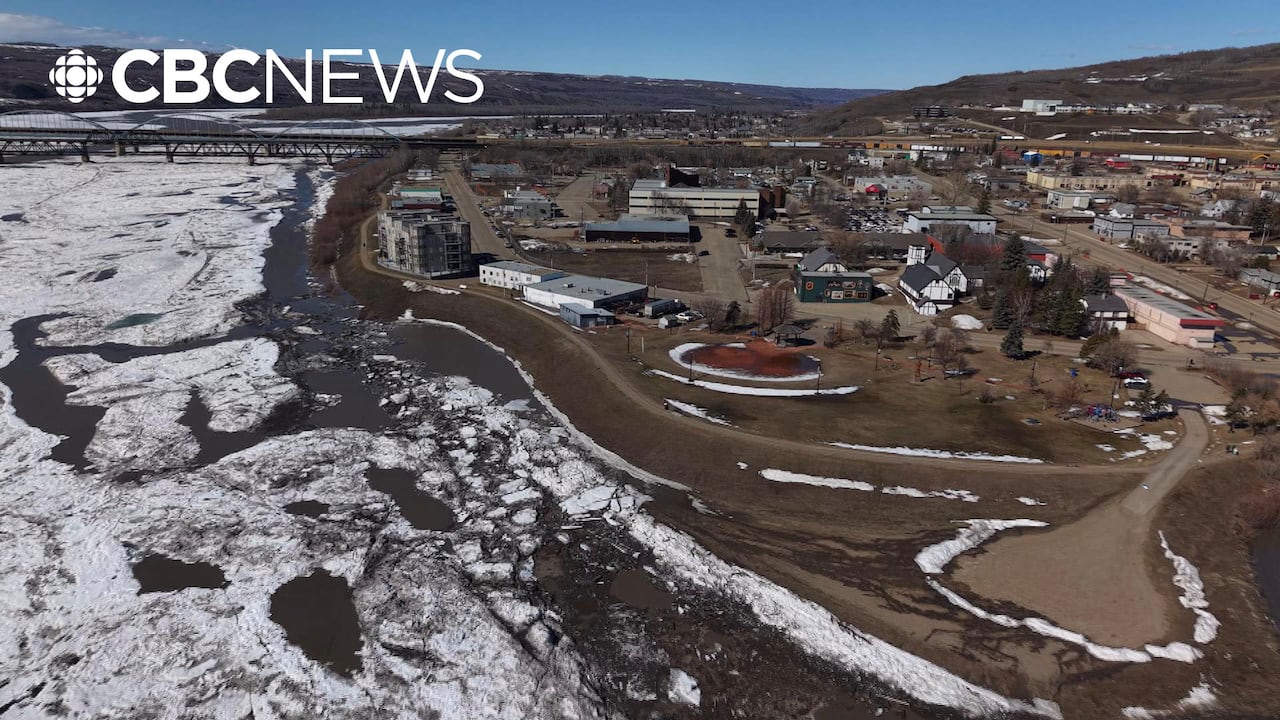 Flood alert cancelled in Peace River but residents warned to be vigilant