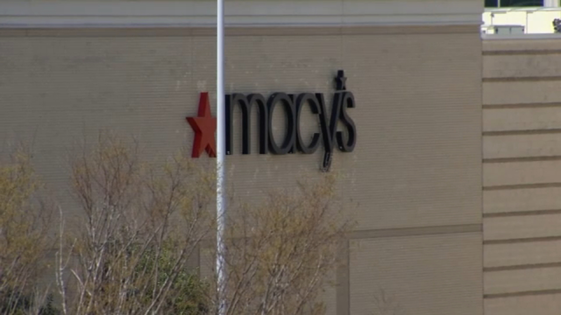 Triangle Town Center to lose two major anchor stores at the Raleigh mall
