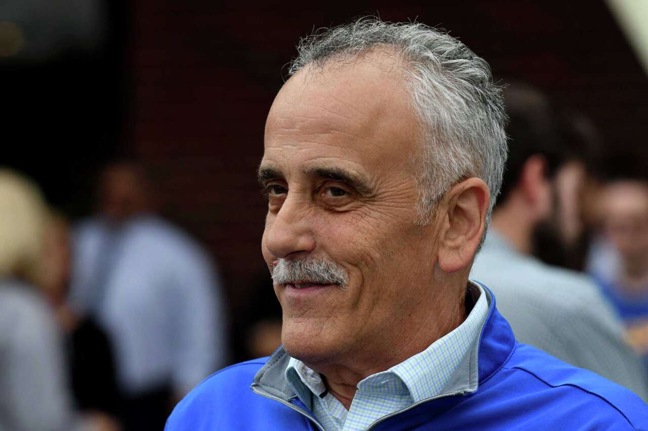 Former CDTA CEO Carm Basile dies