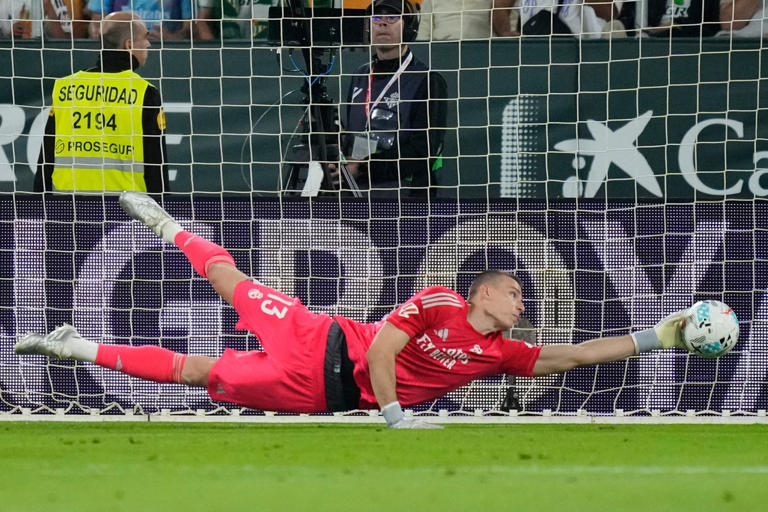 Betis equalizes in stoppage time and deals blow to Real Madrid slim ...