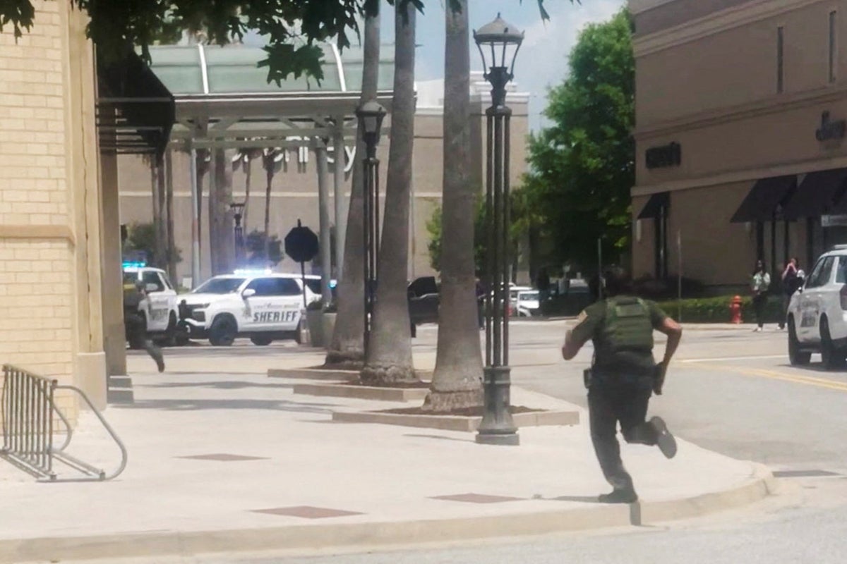 High school senior identified as Louisiana mall shooting victim