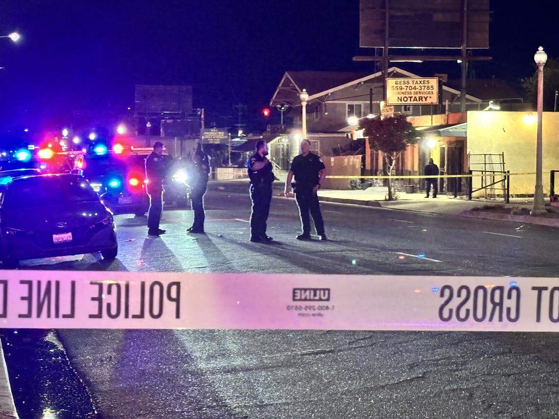 Two men - one stabbed, other knocked out - found in road after ...