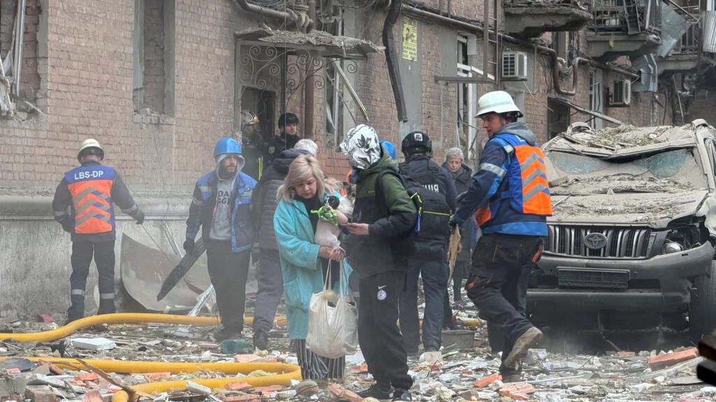Major Russia drone and missile attack kills several, wounds dozens in ...