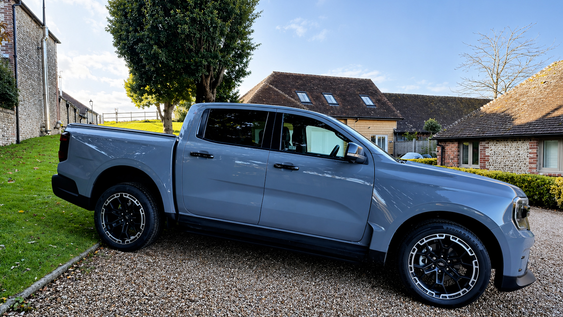 What makes the MS-RT Ranger different from the standard model?