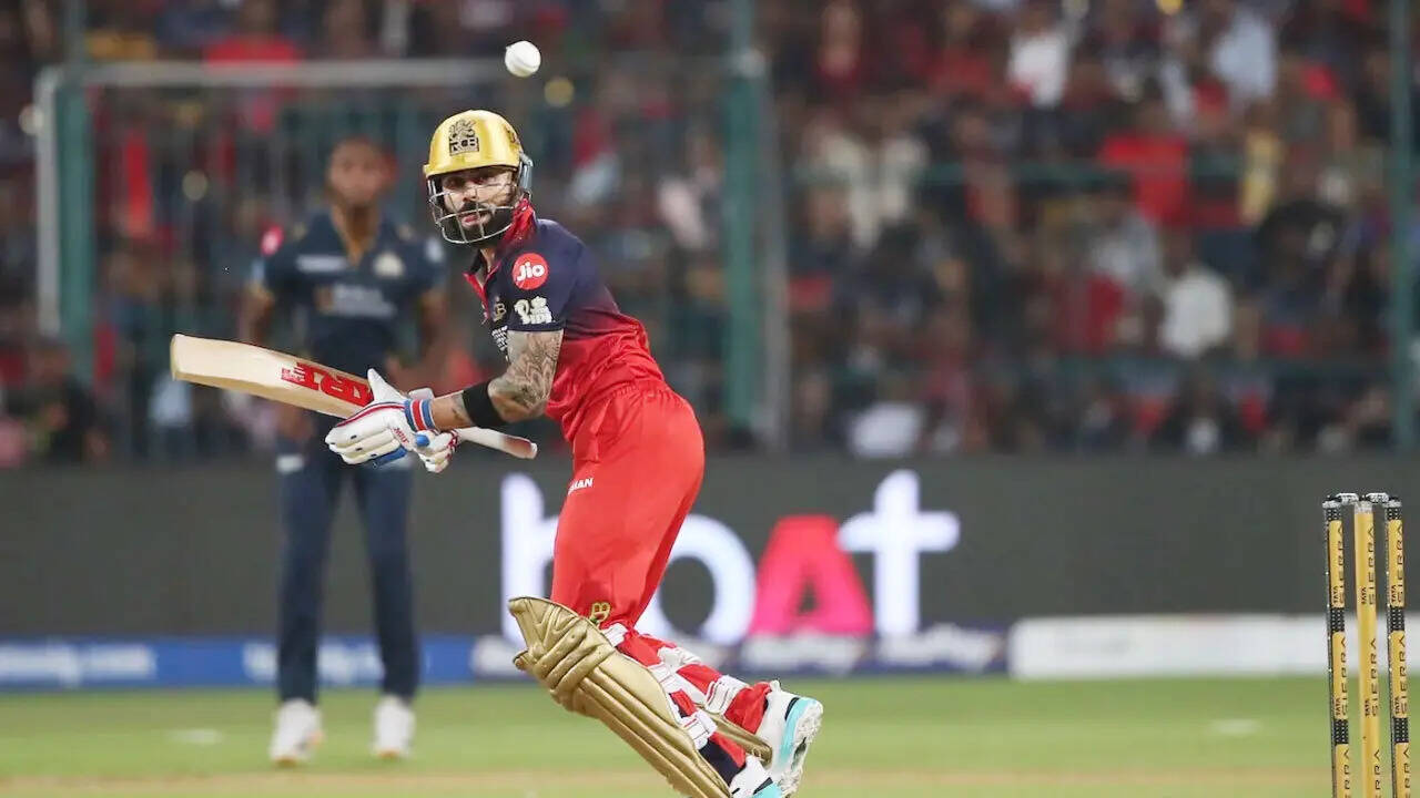 'Drop him, he will make you pay': Gavaskar hails Virat Kohli as 'one of ...