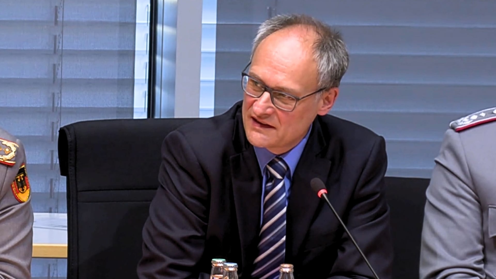 CDU-Mann sorgt mit intimen Fragen an AfD-Gutachter für Eklat
