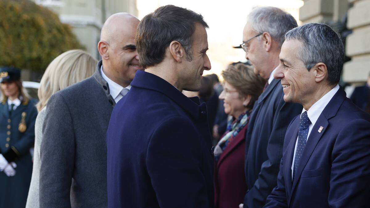 « Macron s'approche un peu trop » : Ignazio Cassis partage des ...