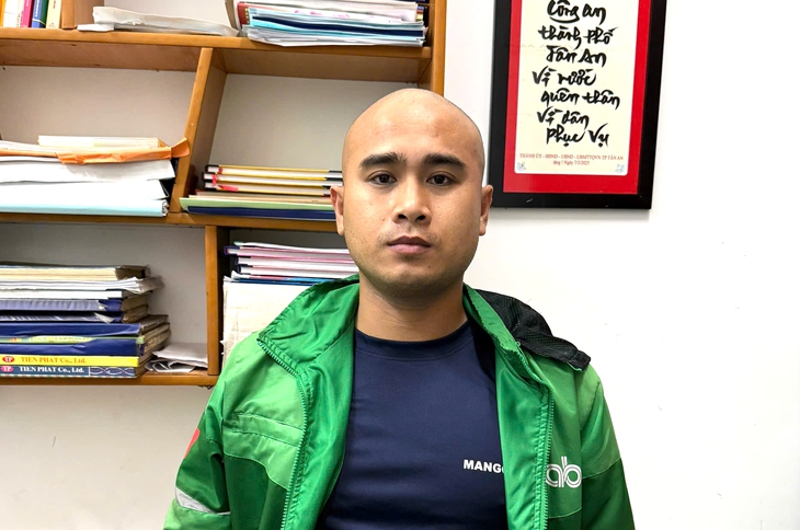 Tìm 2 phụ nữ bị giật dây chuyền ở Long An, Tân An