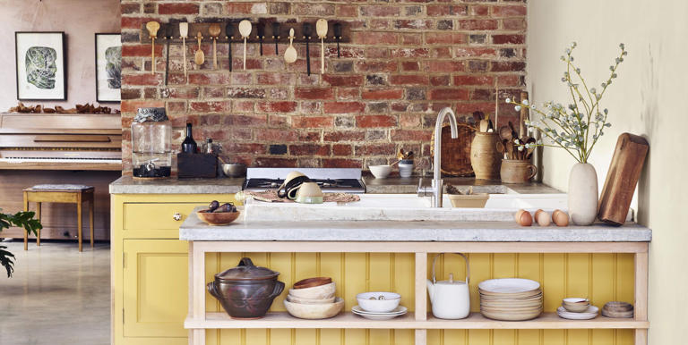 7 country kitchen ideas that give a 'spring feeling' update, including ...