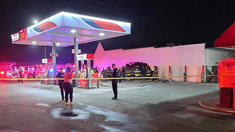 1 killed in vehicle crash into east Indianapolis building