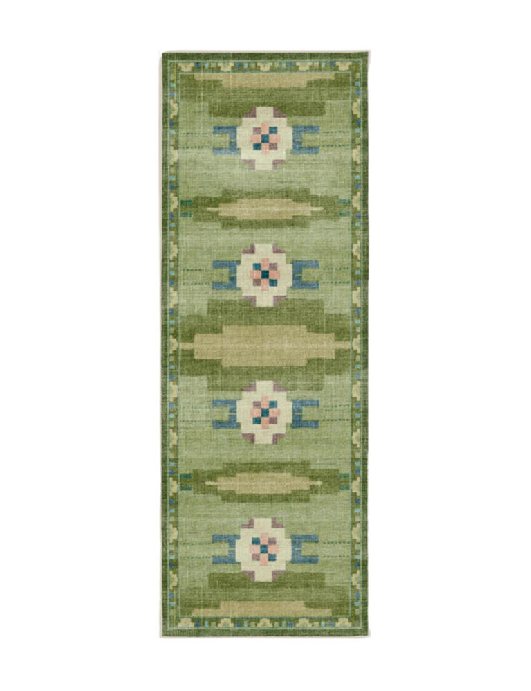 These are the 4 rug colors to avoid in 2026 – and the hues designers ...