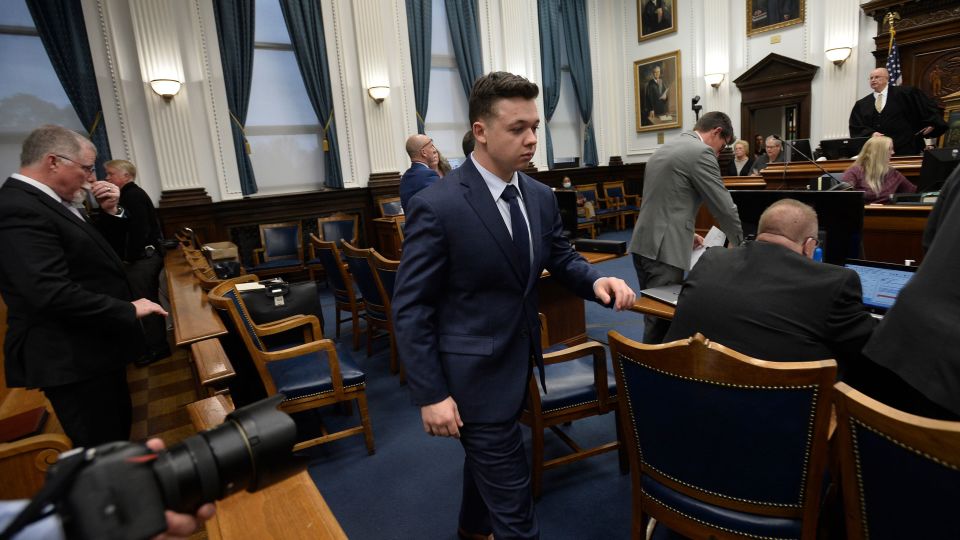 Inside the high-risk decision to testify in your own defense