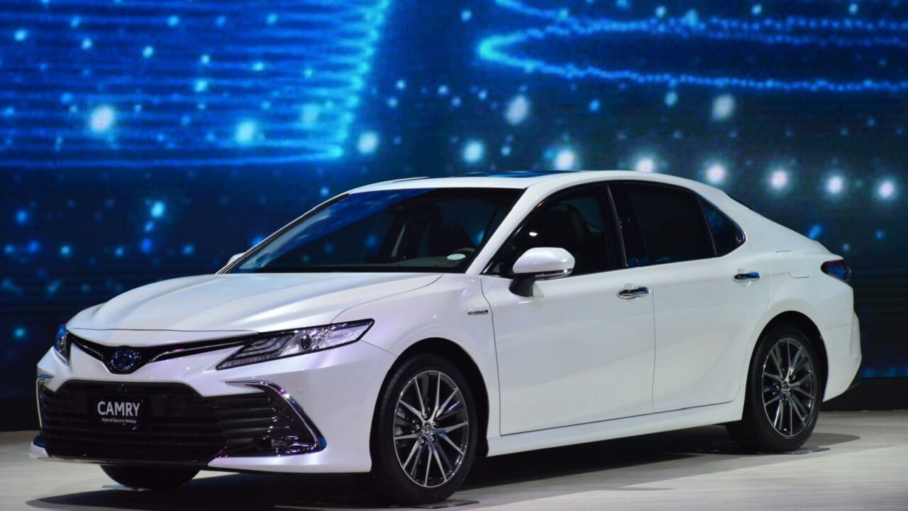 Hybrid Autos 2017
