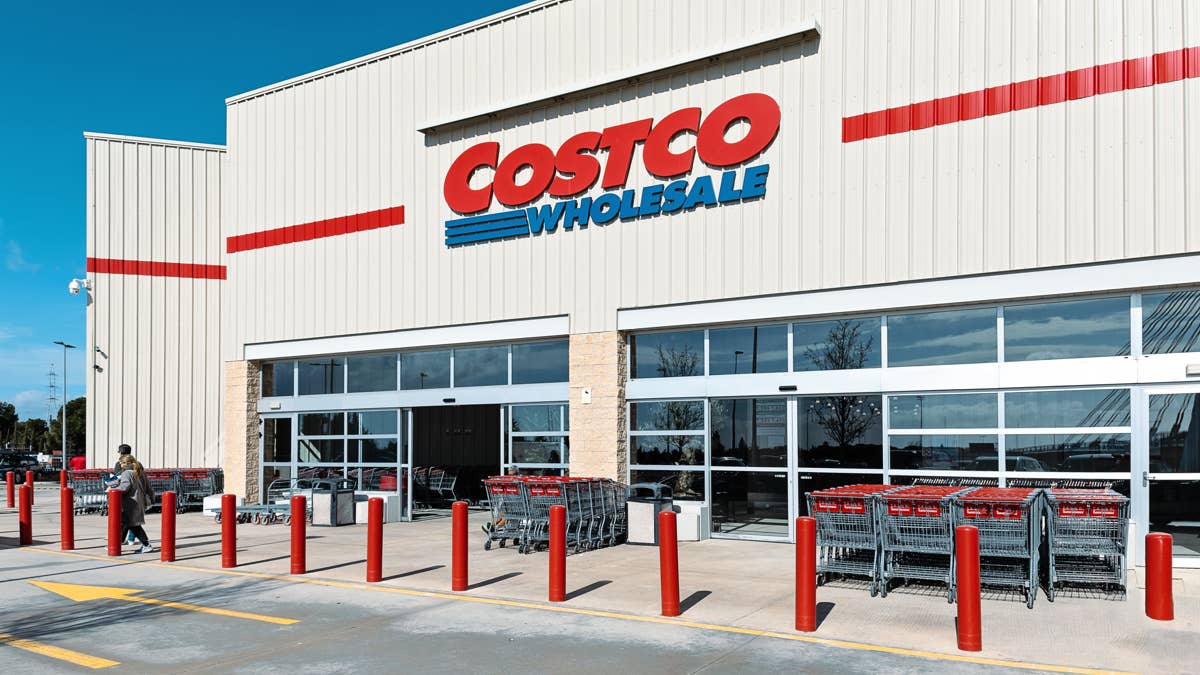 Costco's new triple cake set offers three flavors in one convenient package