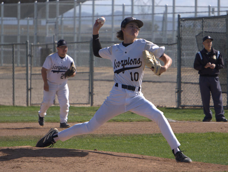 Hesperia beats Oak Hills for 2nd place in the MRL standings | April 24 ...