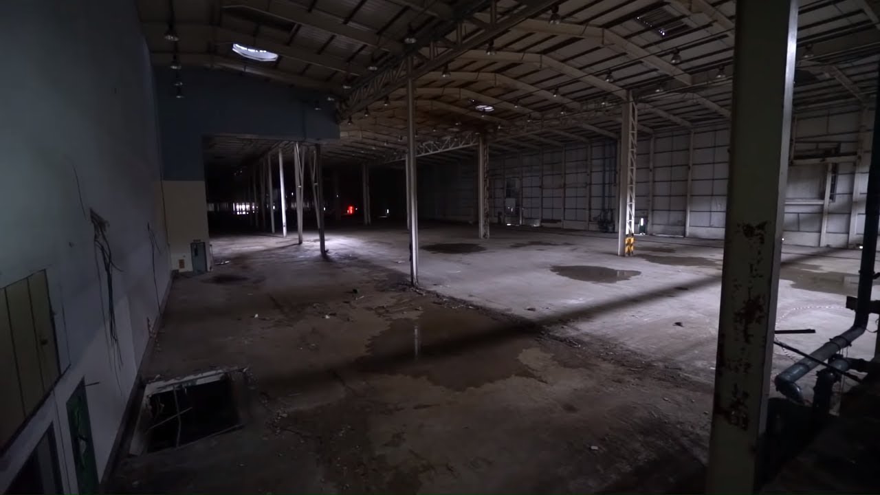 My adventure in an abandoned car factory