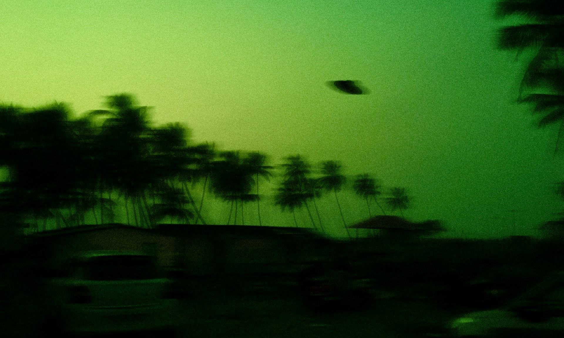 Are aliens real? Congressman Tim Burchett warns of 'devastating' truth ...
