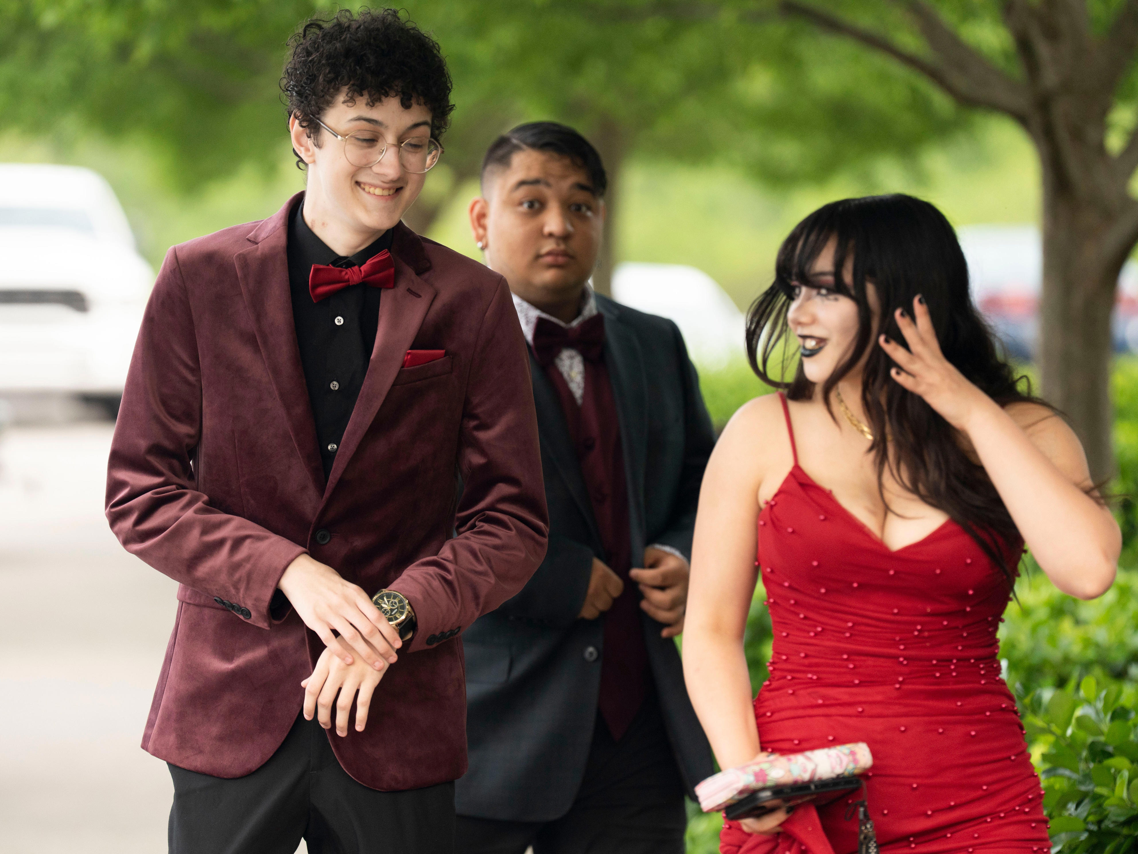 See more photos from the 2026 Oak Ridge High prom
