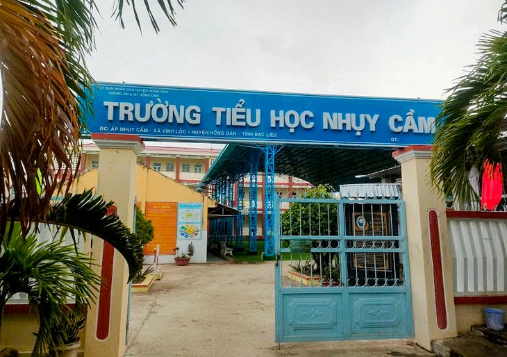 Bộ Y tế đề nghị điều tra, truy xuất nguồn gốc thực phẩm vụ 46 học sinh nghi ngộ độc ở Cà Mau