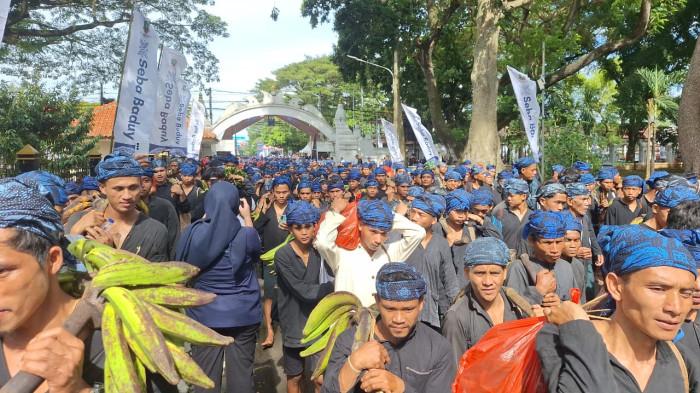 Duta Besar Iran Hadiri Prosesi �Muka Panto� Seba Baduy di Banten