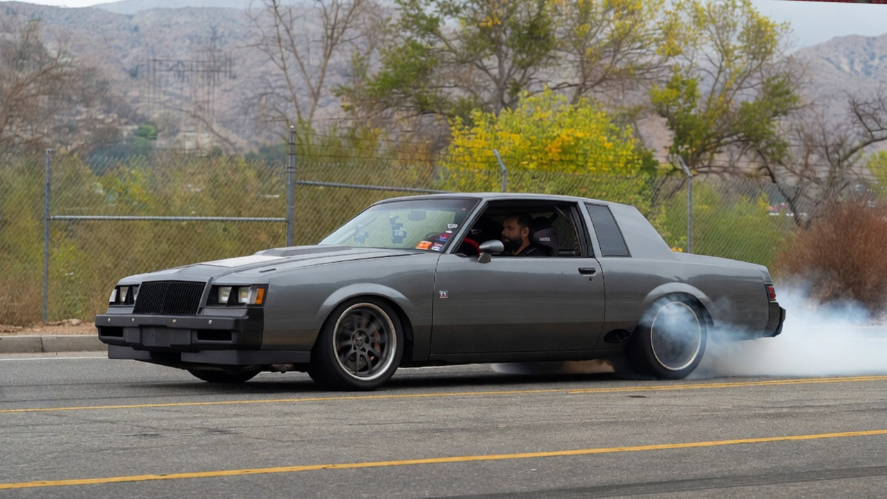 Insane 1100HP supercharged muscle car with sequential shifting