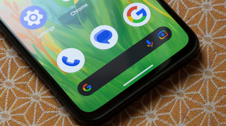One UI vs. Pixel UI: Which Android phone setup is best for you