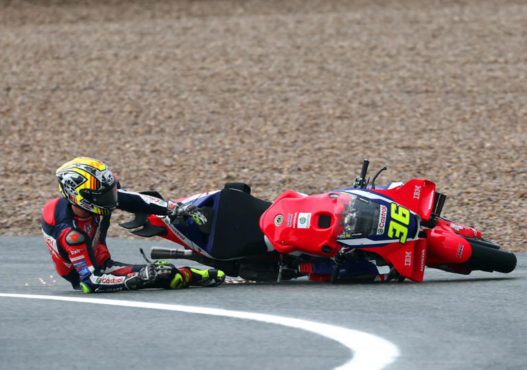 MotoGP Spagna, Marc Marquez vince la sprint sotto la pioggia. Secondo ...