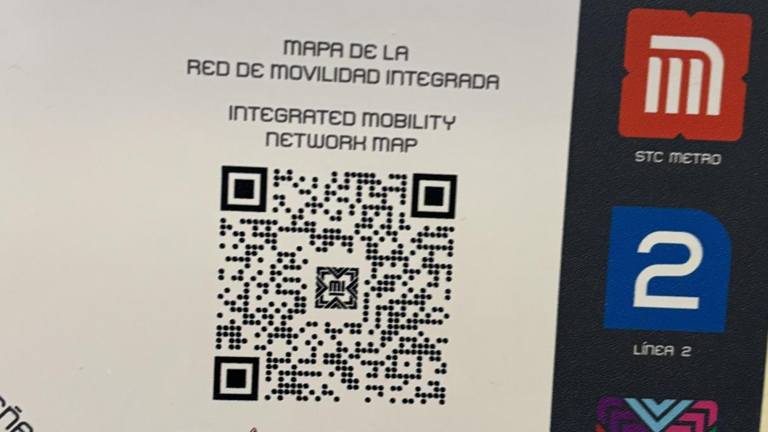 Rumbo al Mundial 2026: Instalan mapas bilingües en Metro CDMX