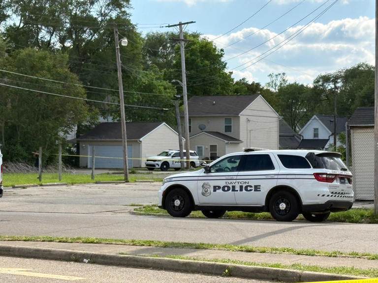 1 in custody after hours-long SWAT standoff in Dayton neighborhood
