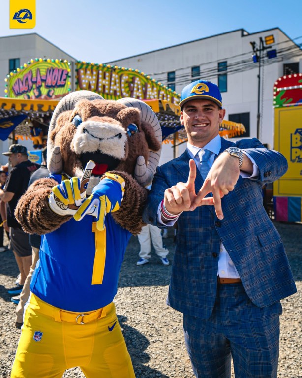 Rams host block party for NFL draft weekend