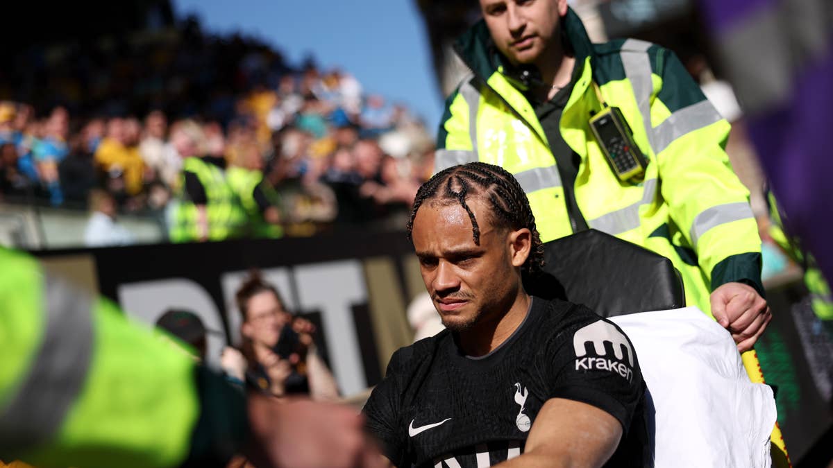 Xavi Simons involved in heated exchange with Wolves fan after getting ...