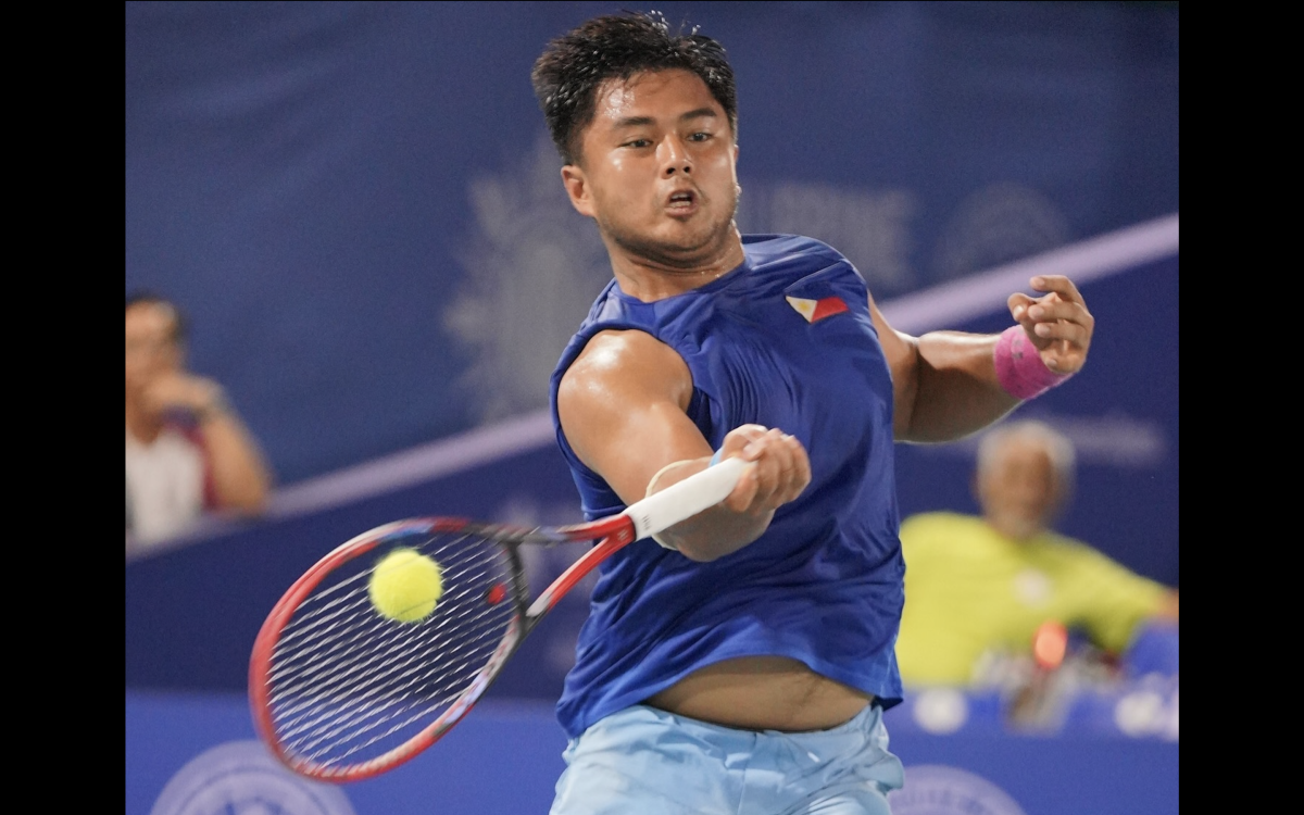 Lim battles Olivarez in Philta men's open final