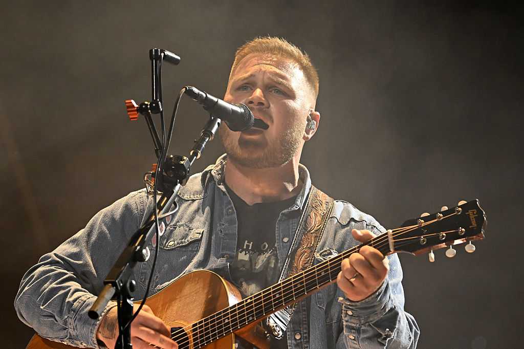Country music concert at Memorial Stadium delayed due to weather