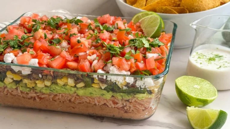 25 crowd-pleasing dip recipes for Cinco de Mayo