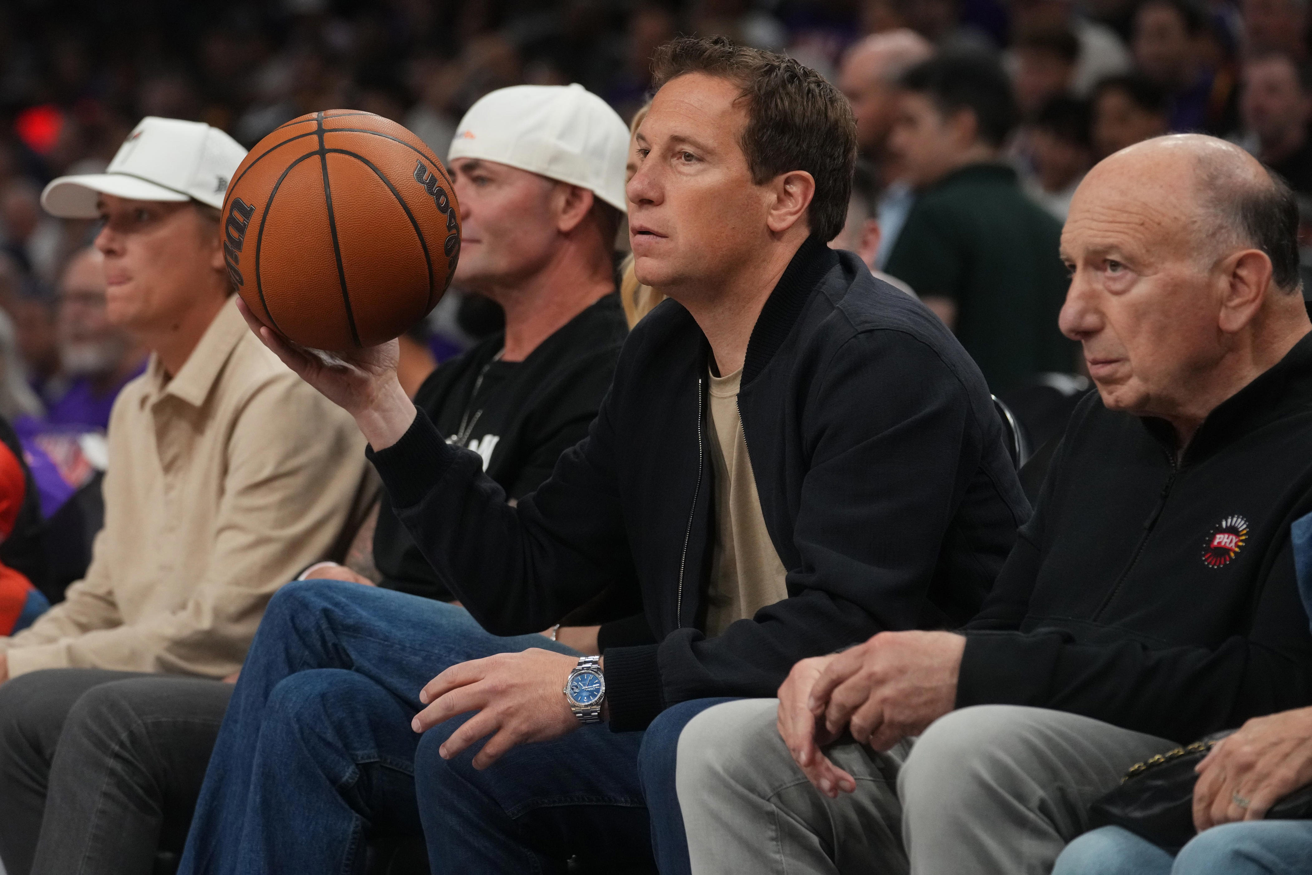 Suns owner praises season, GM receives NBA executive of the year votes